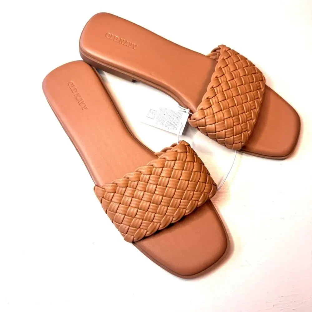 Old Navy Low Heel Woven  Braided Adobe Tan Braided Slide Sandals Size 10